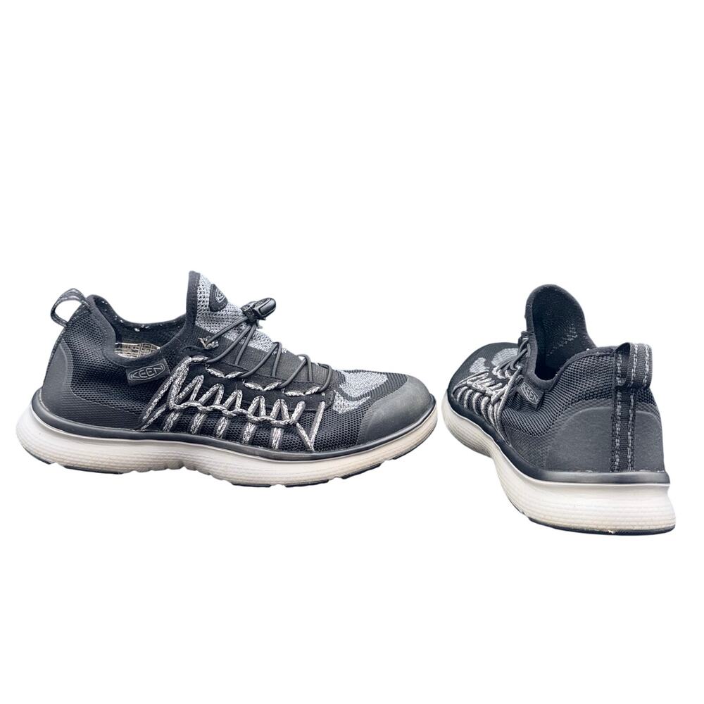 KEEN CNX Knit Sneaker Women’s US 9 Black Gray Bungee Lace Comfort Walking